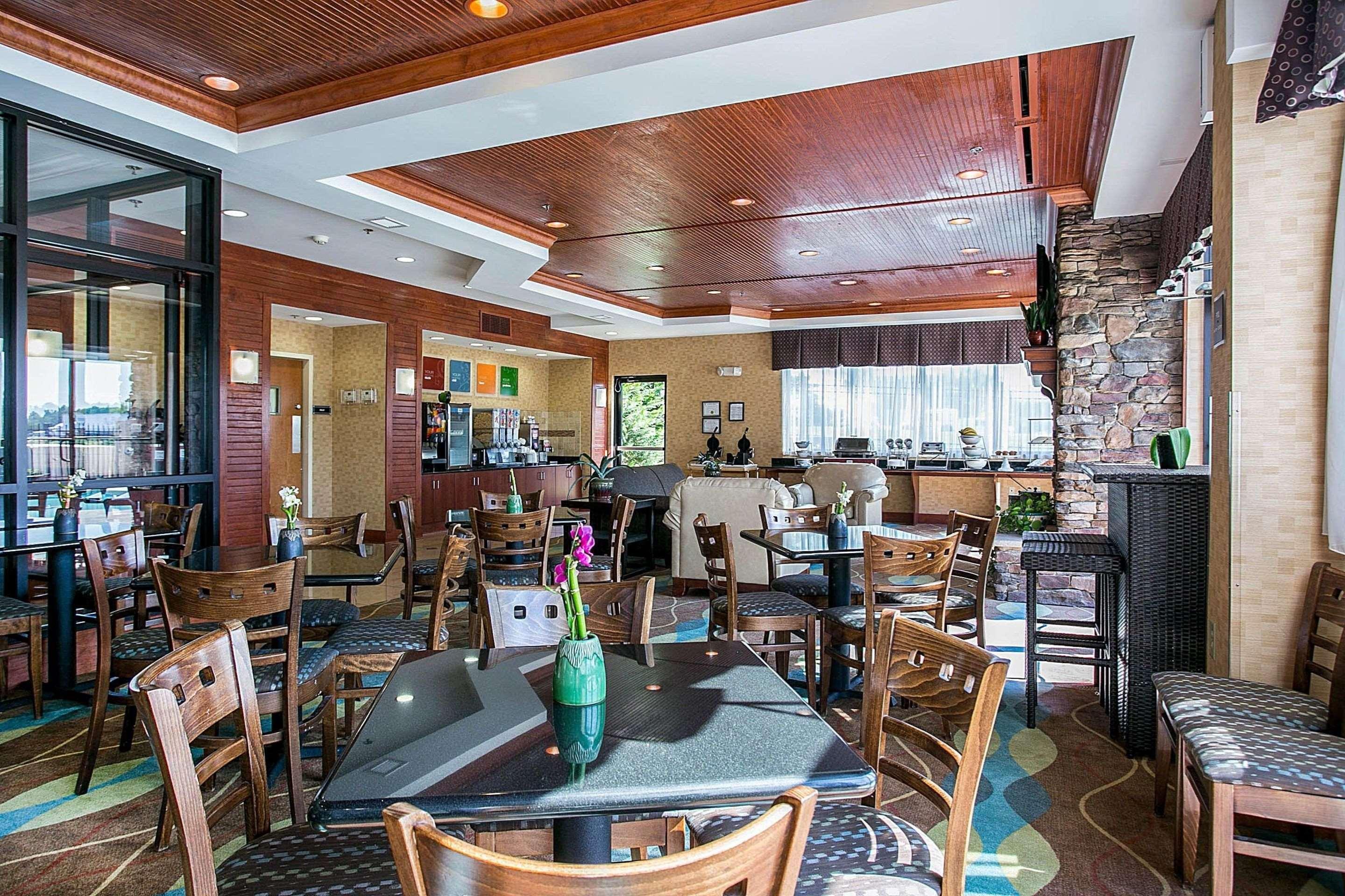Comfort Suites Augusta Riverwatch Екстер'єр фото